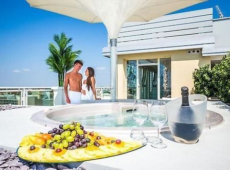 Hotel Colombo Jesolo Extérieur photo